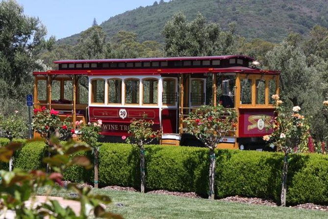 sonoma-valley-open-air-wine-trolley-tour