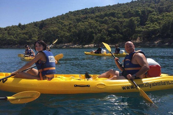 split-sea-kayaking-snorkeling-tour