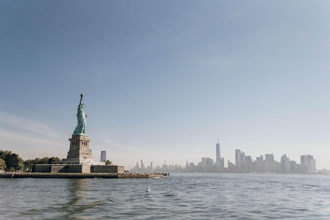 statue-of-liberty-and-ellis-island-guided-tour-with-ferry