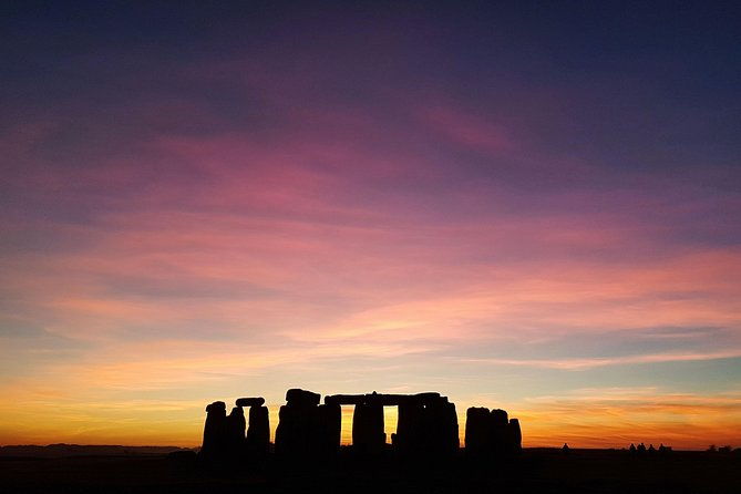 stonehenge-half-day-tour-from-london-with-admission-snack-pack