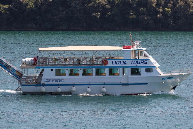 sunset-dolphin-watching-boat-tour-from-vrsar