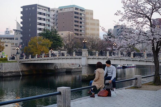 sunset-walking-tour-at-peace-park-hiroshima