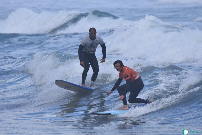 surf-class-in-famara-915-1200-or-1145-1430-2h-class
