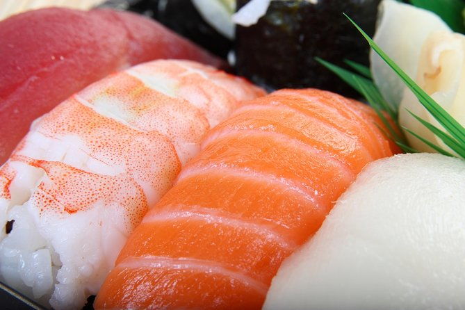 sushi-cooking-class-in-osaka