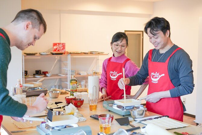 sushi-sake-tasting-cooking-class-local-supermarket-visit