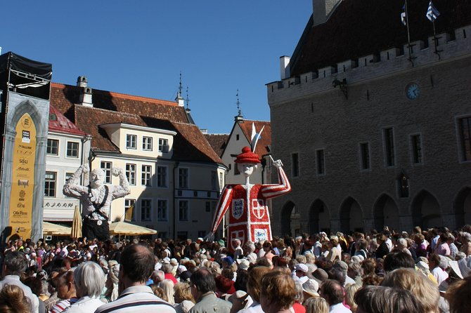 tallinn-highlights-shore-excursion-with-port-return-transfer