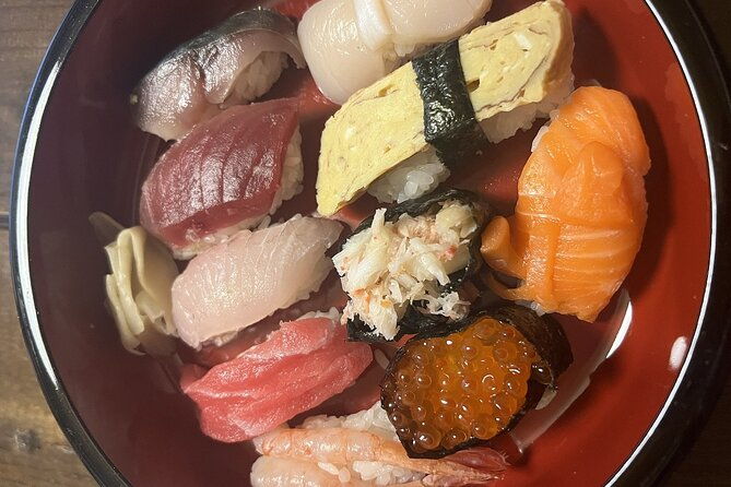 taught-by-a-professional-making-sushi-with-hakodates-fresh-fish