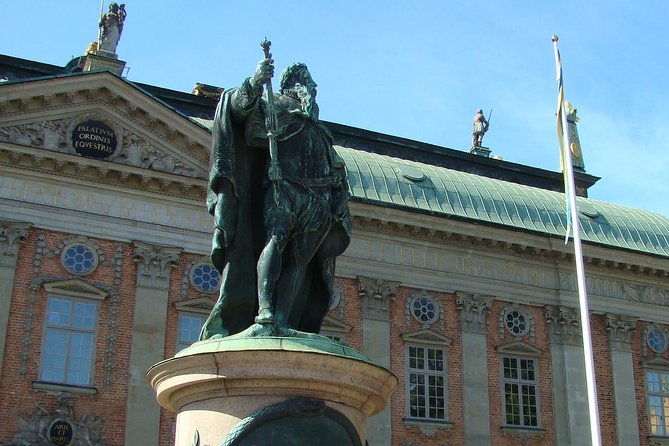 the-story-of-stockholm-and-sweden-in-three-chapters-a-small-group-walking-tour