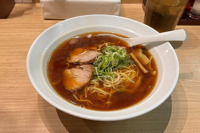 tokyo-3h-guided-bar-hopping-tour-foods-included-2