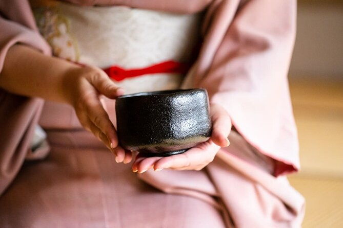 tokyo-learn-from-expert-for-a-real-matcha-experience