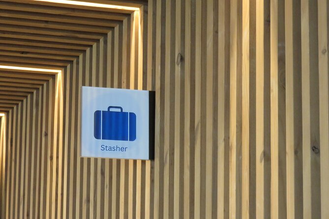 tokyo-luggage-storage-in-omote-sando-station