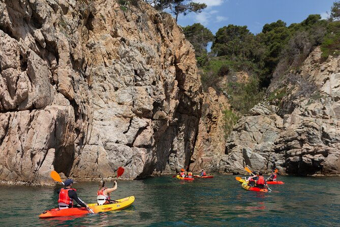 tossa-de-mar-kayak-snorkel-tour-with-paella-from-barcelona