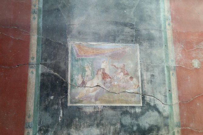 tour-in-the-ruins-of-pompeii-with-an-archaeologist