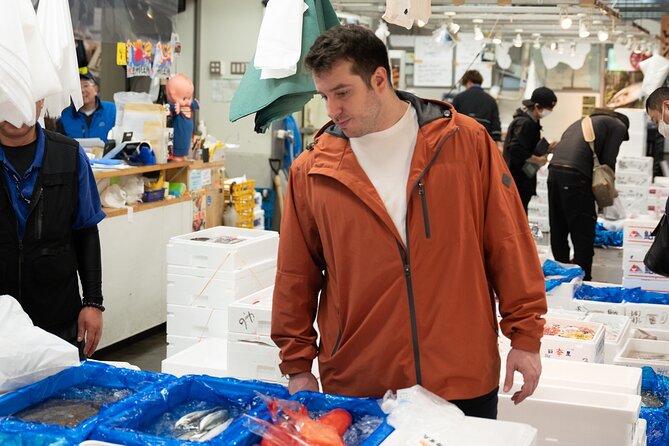 toyosu-fish-market-private-tour-and-cooking-experience
