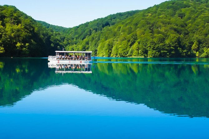 transfer-from-zagreb-to-split-with-entry-ticket-to-plitvice-lakes