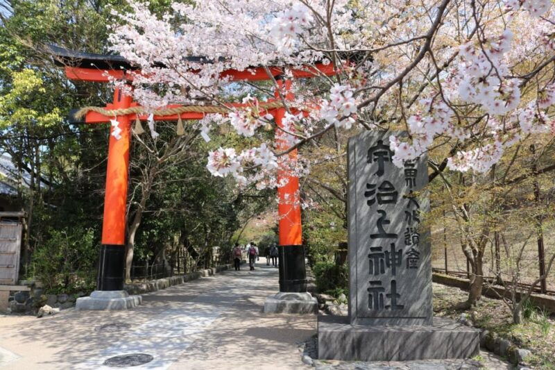 ujis-romance-byodo-in-tea-and-the-legacy-of-genjis-tales
