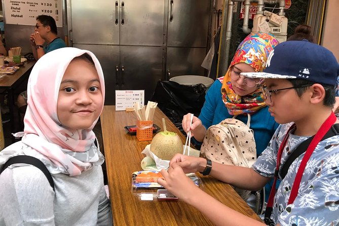 vegetarian-and-muslim-friendly-private-tour-of-osaka
