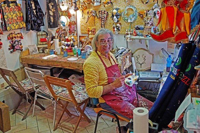 venice-carnival-mask-making-class-in-venice-italy