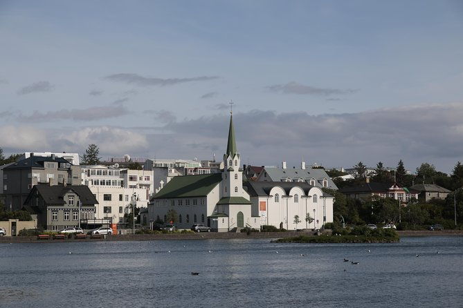 walking-tour-of-reykjavik-city