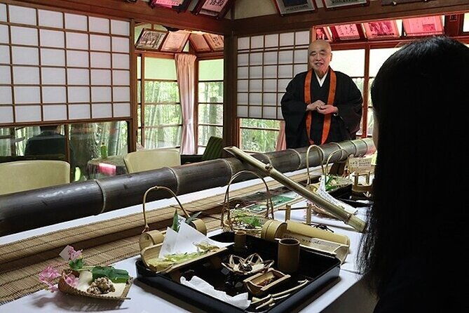 wellness-in-saitama-takedera-blowing-zen-meditation-hot-spring
