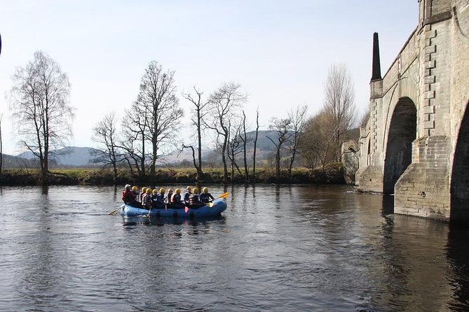 white-water-rafting-on-the-river-tay-from-aberfeldy