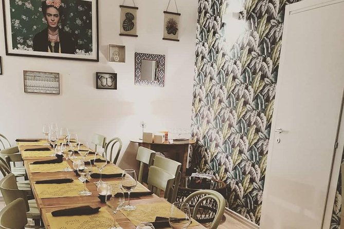 wine-and-food-tasting-experience-in-lecce-old-town