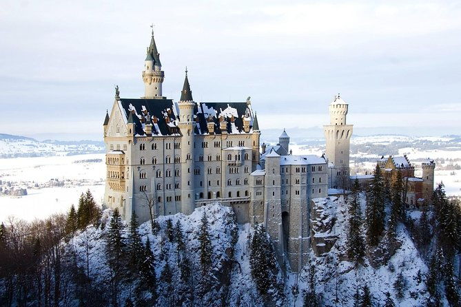 winter-tour-to-neuschwanstein-castle-from-munich