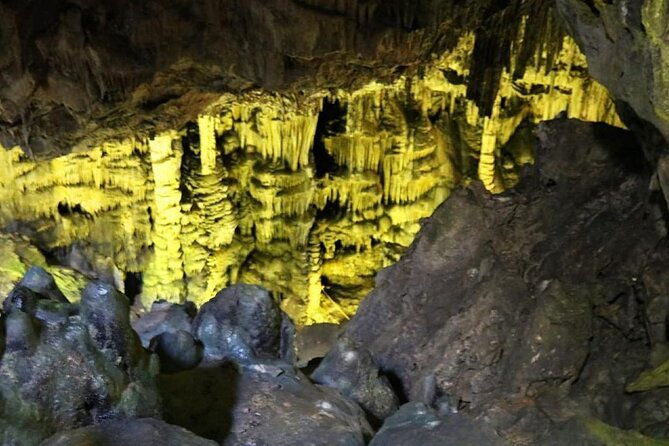 yamaguchi-akiyoshido-cave-and-shrine-day-tour-from-fukuoka
