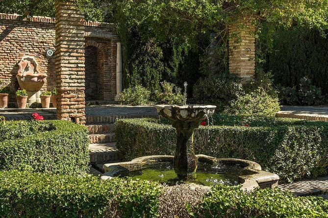 1-5-hour-roman-theater-and-alcazaba-castle-walking-tour