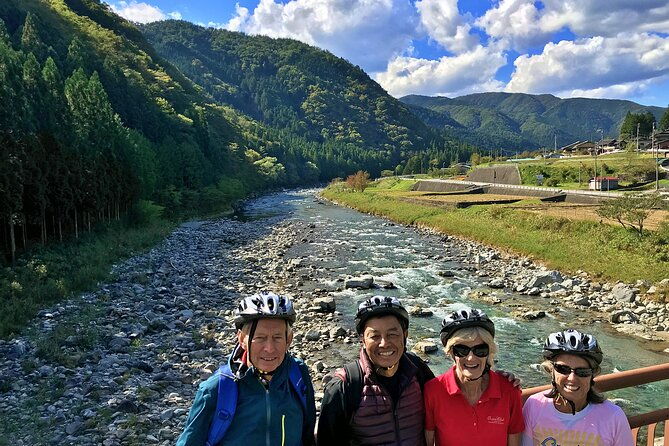 1-day-private-rural-e-bike-tour-in-hida