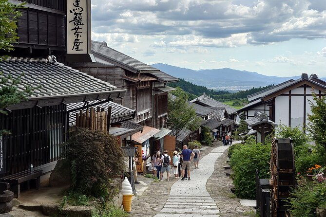 1-day-tour-from-matsumoto-walk-the-nakasendo-trail