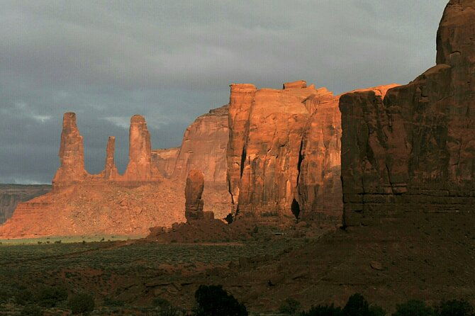 2-5-hours-of-monument-valleys-backcountry-4x4-tour