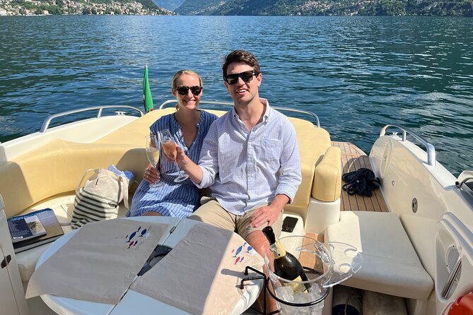 2-hour-private-tour-sailing-on-lake-como-with-aperitif