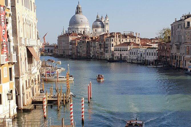 2-hour-venice-guided-walking-tour-with-gondola-ride