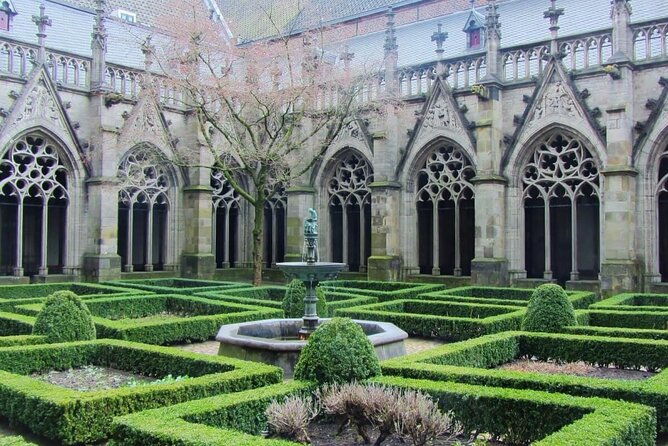 2-hours-best-storytelling-walking-tour-utrecht