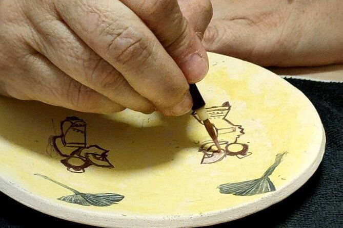 2-hours-private-painting-of-ceramics-in-osaka