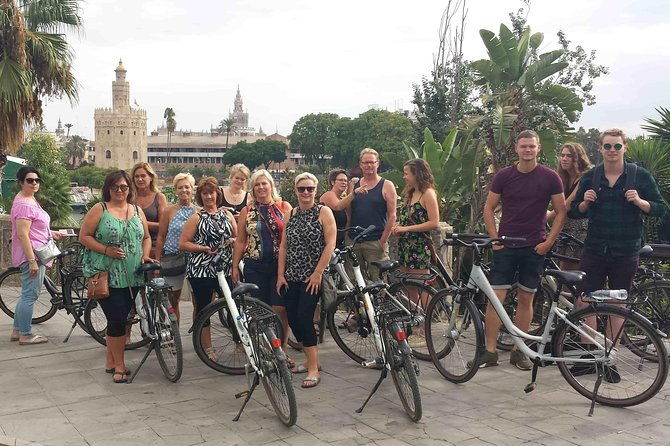 3-hour-guided-bike-tour-along-the-highlights-of-seville