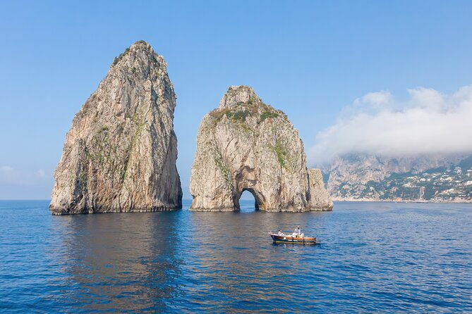 3-hour-private-boat-tour-of-capri
