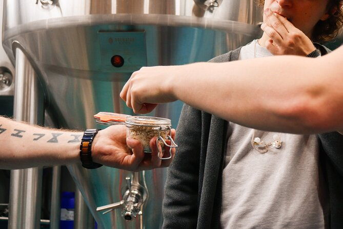3-locks-brewing-company-tour-and-tasting-experience-in-camden