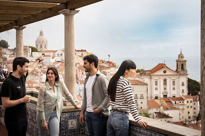 360o-lisbon-helicopter-flight-boat-trip-and-old-town-walking