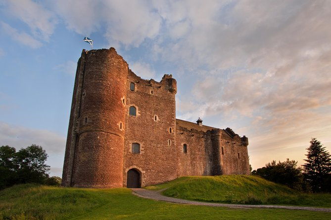 4-day-outlander-trail-tour-from-edinburgh-including-admissions