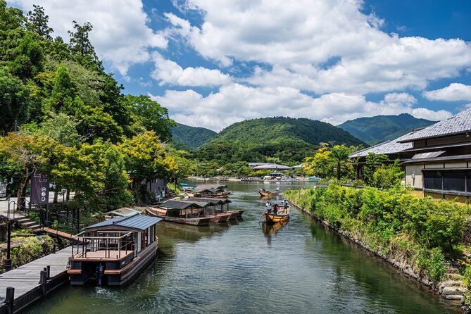 4-hours-arashiyama-and-arashiyama-monkey-park-tour