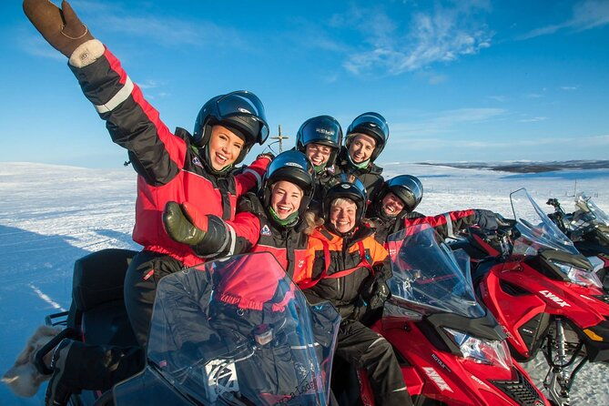 4hr-finnmarksvidda-snowmobile-adventure