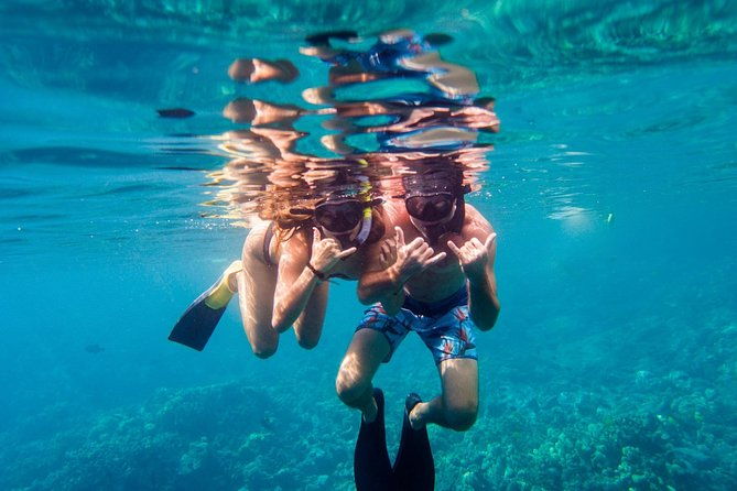 afternoon-sail-snorkel-to-the-captain-cook-monument