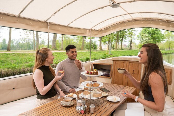 afternoon-tea-sightseeing-river-cruise-in-oxford