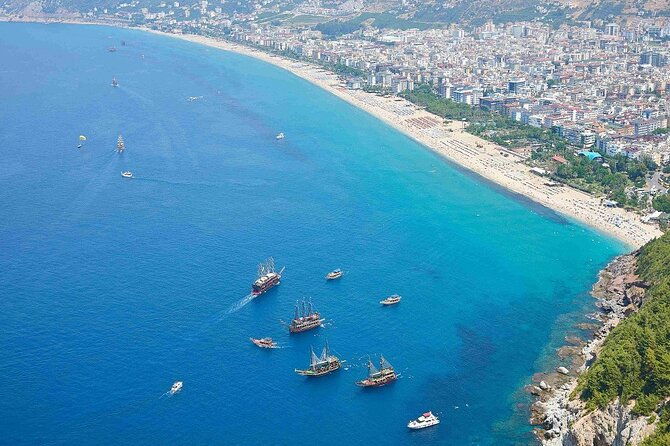 alanya-luxury-pirate-boat-tour-with-foam-party