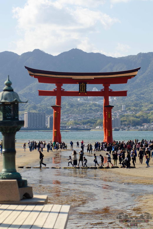 amazing-hiroshima-private-city-tour-with-a-local-guide