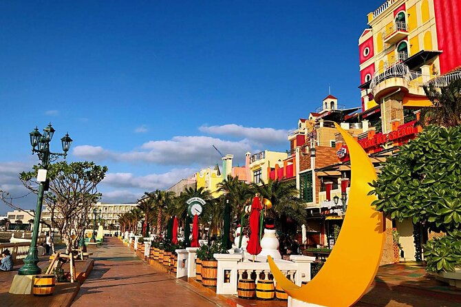 american-village-okinawa-churaumi-aquarium-tour-from-naha-chatan