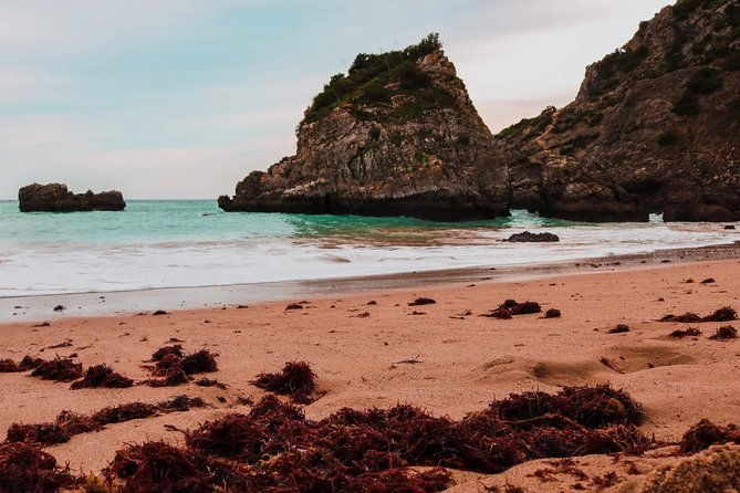 arrabida-secret-beaches-and-caves-with-snorkeling-stop
