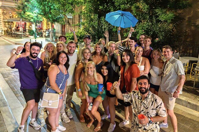 athens-party-pub-crawl-with-unlimited-drinks-nightclub-access